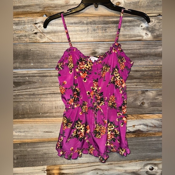 Candie's Tops - Candies- floral tank top- Size medium-adjustable straps